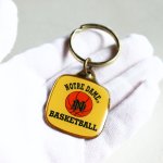 アメリカン雑貨｜USAコレクティブルキーホルダーNOTRE DAME BASKETBALL・ノートルダム大・バスケットボール・ノベルティ・チームキーリング